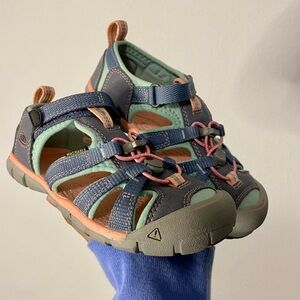 KEEN Newport H2 Waterproof Hiking Sandals Unisex Sz 13 Kids